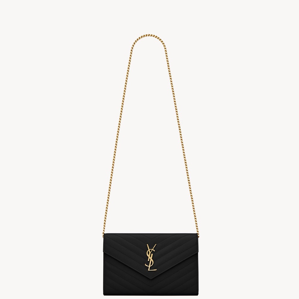 Saint Laurent CLASSIC CASSANDRE CHAIN WALLET IN GRAIN DE POUDRE LEATHER
BLACK